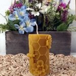 Lumânare albine si floricele 100gr